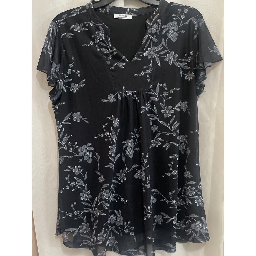 Youtalia Large Shirt for Women Black and Floral‎ Short Sleeve V-Neck Lined